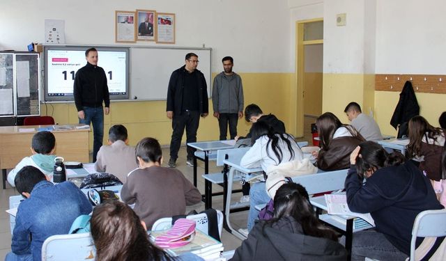 Edremit’te 3 okulda DYK kurslarına yakın takip