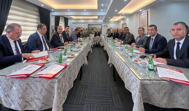 Gürpınar’da eğitim gündemi değerlendirildi