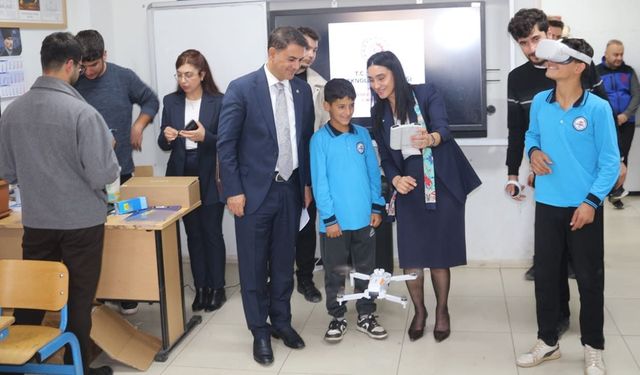 Köy okulunda bilim ve teknoloji heyecanı