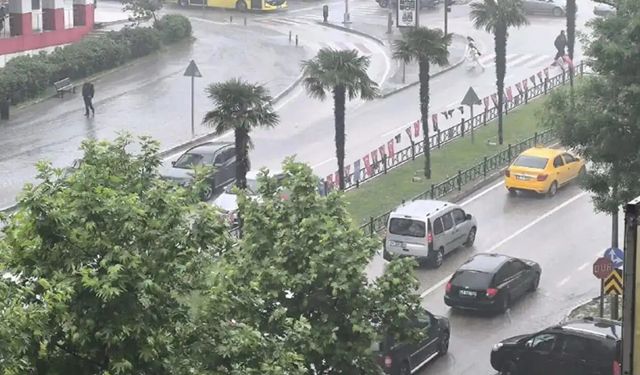Meteoroloji uyardı: Birçok bölgede sağanak bekleniyor