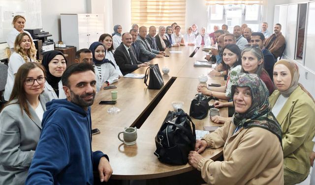Müdür Çandıroğlu’ndan İkinisan İlkokuluna ziyaret