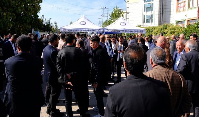 Van TSO seçimlerine yoğun ilgi: Okul çevresinde üst düzey güvenlik önlemleri!