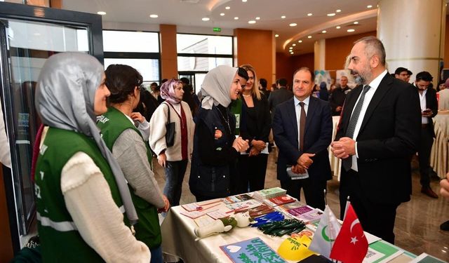 Van YYÜ’de Eurodesk ve Erasmus+ fırsatları tanıtıldı