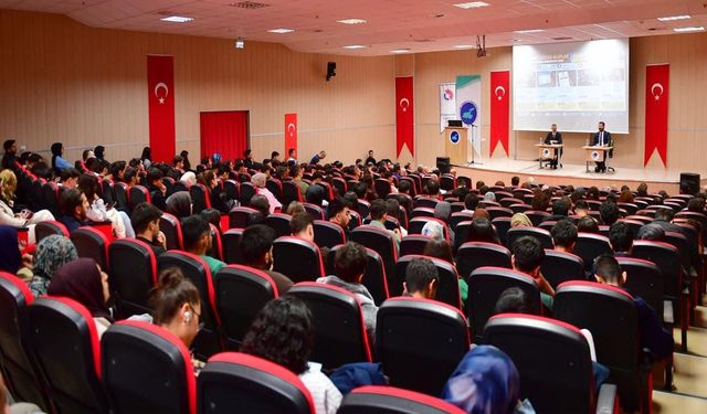 Van YYÜ’de öğrencilere yasa dışı bahis ve kumar uyarısı!