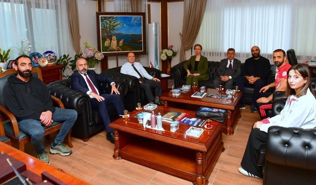 Van YYÜ’lü Gizemnur Tatlı dünya üçüncüsü oldu