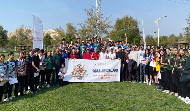 Van’da atletizmde büyük başarı