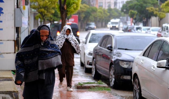 Van'da sağanak etkili oldu!