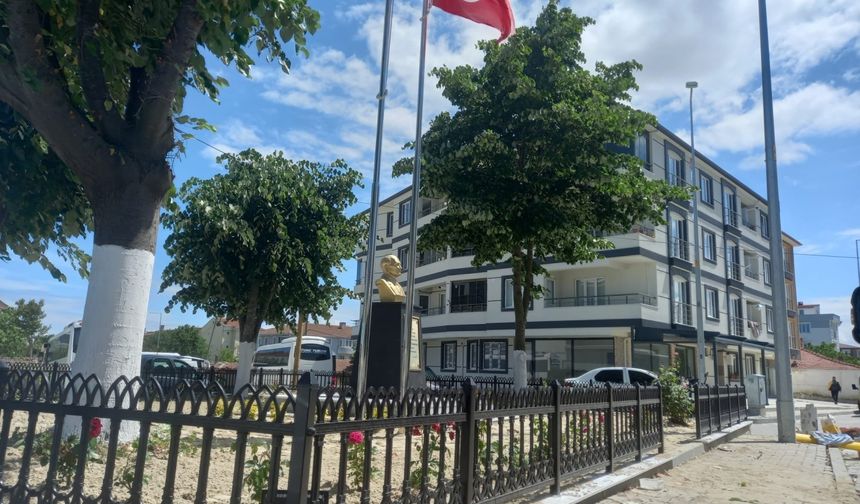 Saray Belediyesi'nden Pazarcık Meydanı'na Yenileme