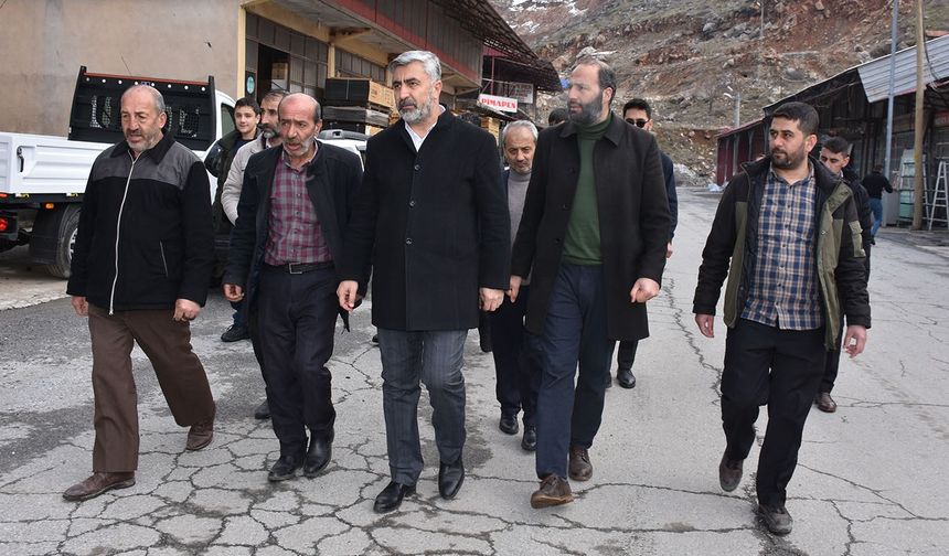 Bitlis Belediye Başkan adayı Karakaya esnaf ziyaretlerini sürdürüyor
