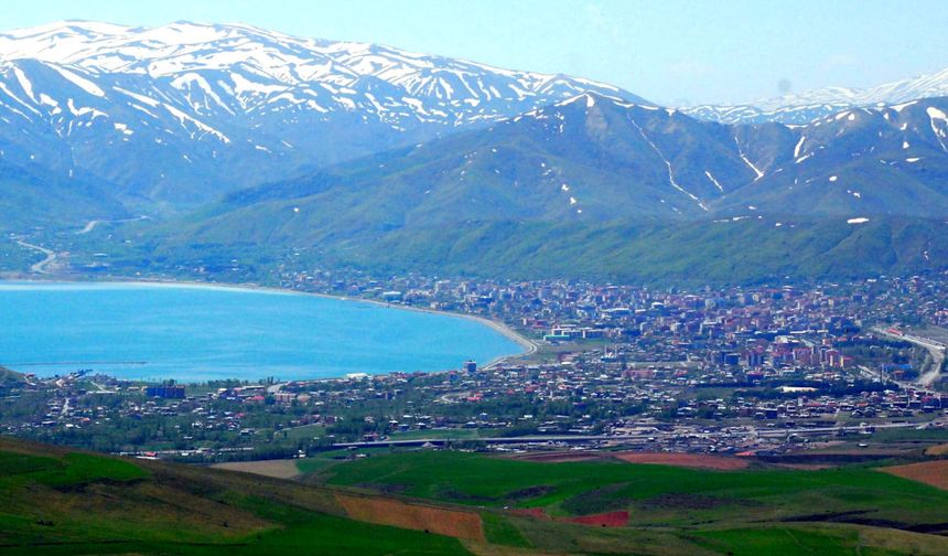 Bitlis’in Ahlat ve Tatvan ilçelerine önemli uyarı!