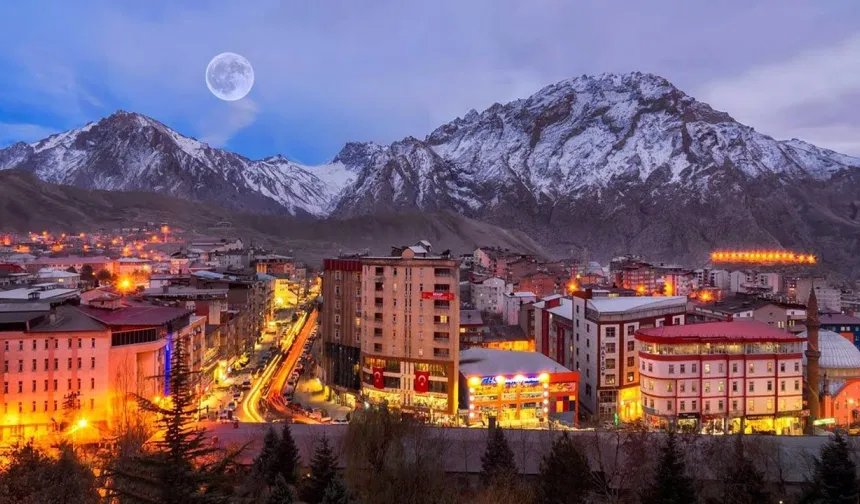 Hakkari’nin iki ilçesinde hafta sonu elektrik kesintisi!