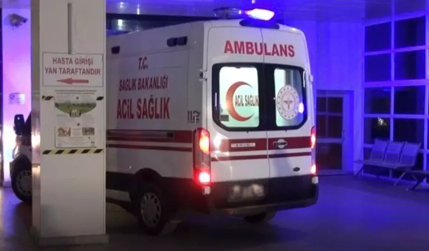 İki motosiklet çarpıştı: Ölü ve yaralılar var