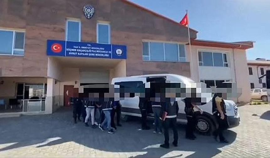 Van’da 6 organizatör tutuklandı