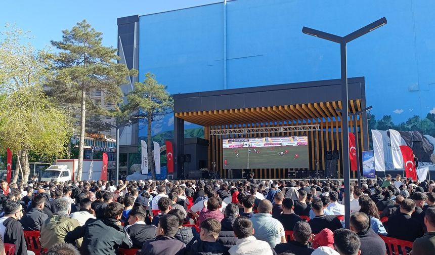 Vanspor maçı için dev ekran kurulacak!