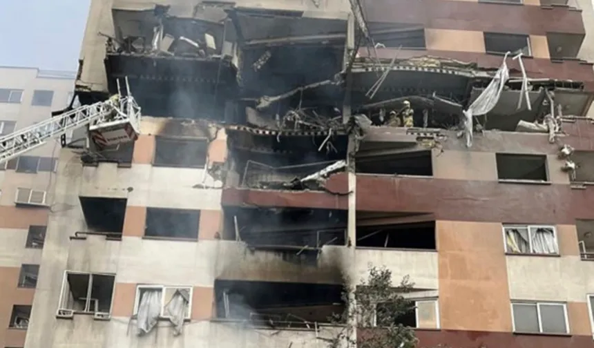 Siyonist rejimin İran'a saldırılarında 3 nükleer bilim insanı daha şehit oldu