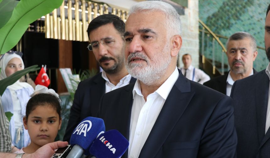 HÜDA PAR Genel Başkanı Yapıcıoğlu, Filistinli aileleri ziyaret edip bayramlaştı