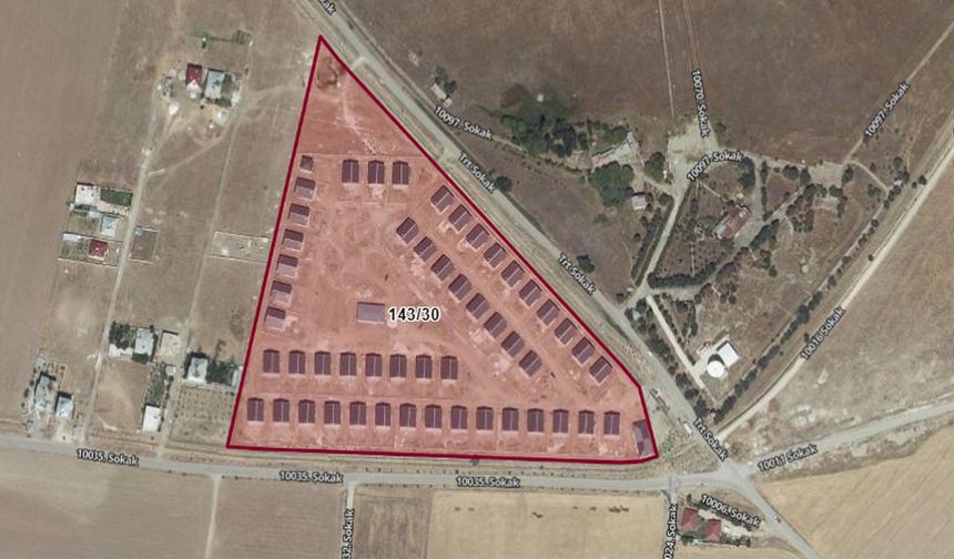 Van'da koruma altındaki araziye 57 tane lüks villa yaptılar