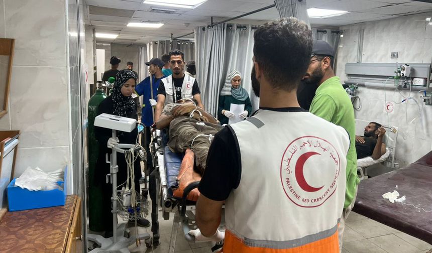 Siyonist rejim, yardım bekleyen sivilleri hedef aldı: 12 şehit