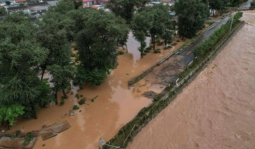 Çin'de sel: 8 ölü 4 kayıp