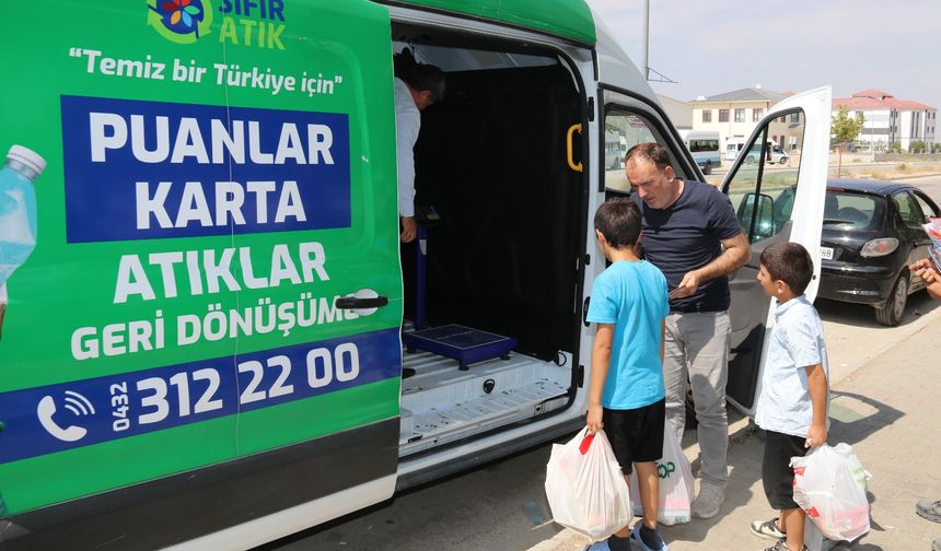 Edremit’te atıklar maddi kazanca dönüşüyor