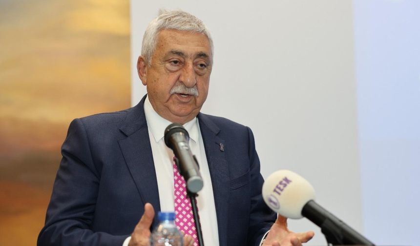 Palandöken: Okul kıyafeti velilere dayatılmamalı
