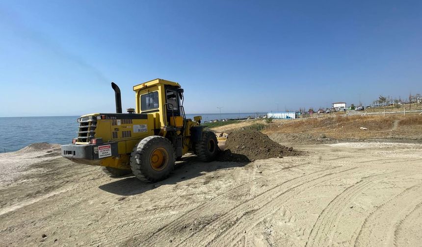 Mollakasım Sahilinde yol çalışması