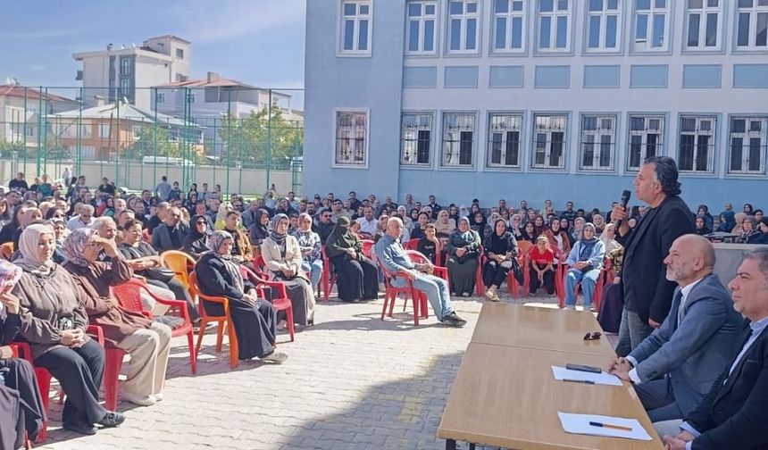 İpekyolu'ndaki okullarda yeni dönem: Veli Buluşmaları Projesi başladı