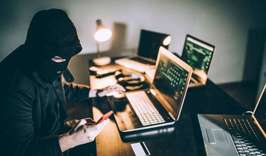 Dolandırıcıların yeni yöntemi:  Mobil oyunlara aman dikkat!