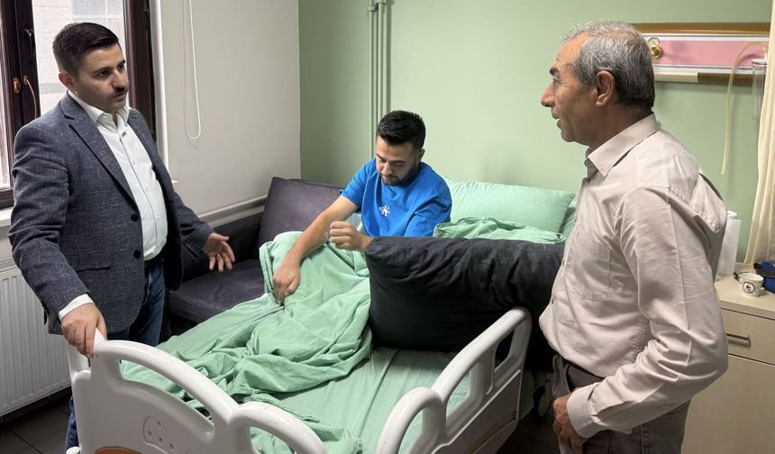 Özalp'taki silahlı kavgada yaralanan askeri personele ziyaret