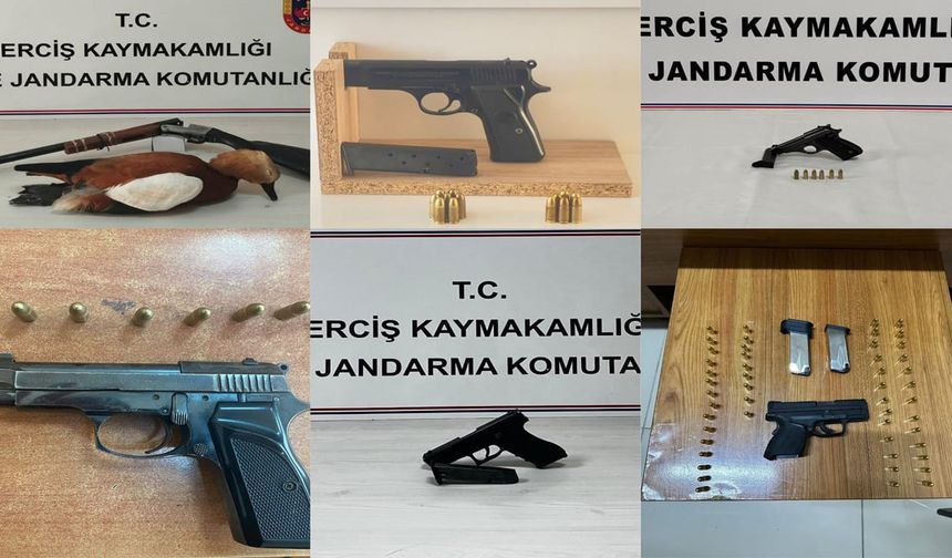 Erciş’te ruhsatsız silah operasyonu! Çok sayıda silah ele geçirildi