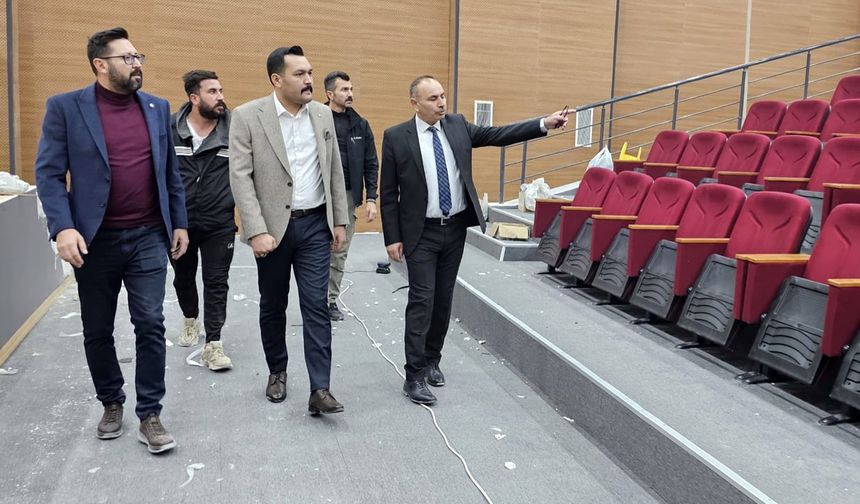 Kaymakam Türkmenoğlu, kültür merkezi inşaatında incelemelerde bulundu