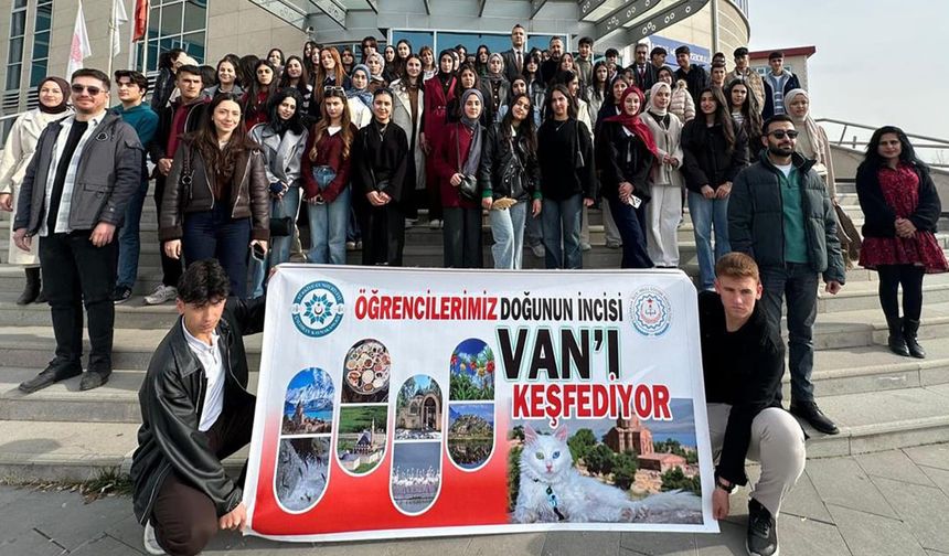 Çaldıranlı öğrenciler Van’ı yakından tanıma fırsatı buldu