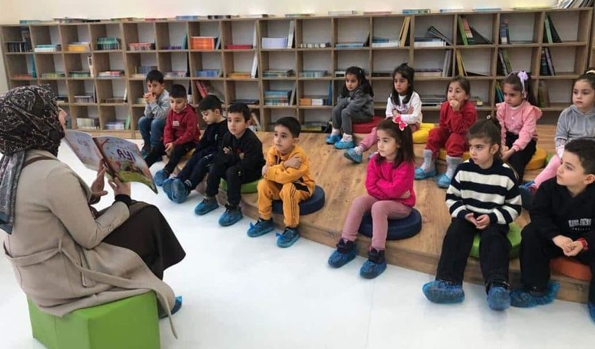 Van’da ‘Annem Bana Masal Okur Musun’ etkinliği düzenlendi