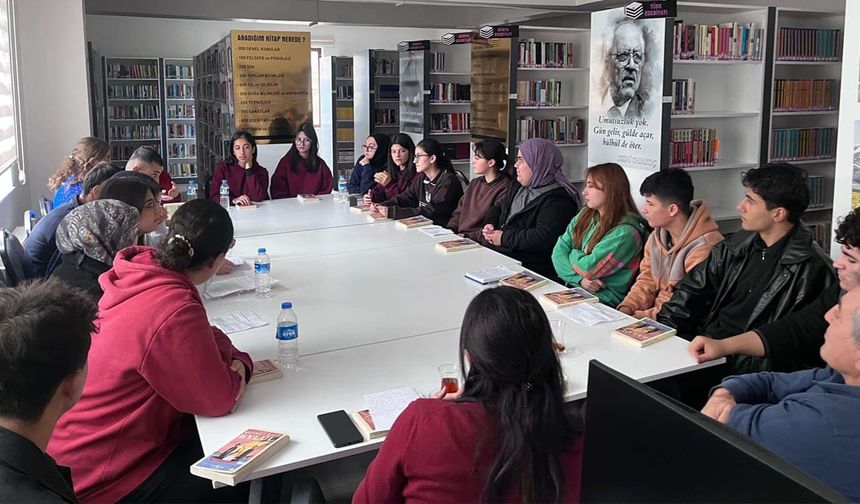 Van’da kitap tahlili projesi kapsamında Eylül buluşması gerçekleşti