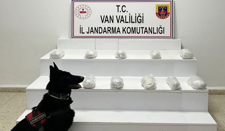 Van Başkale’de metamfetamin ele geçirildi
