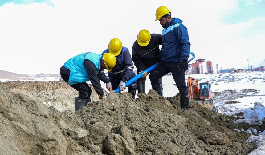 VASKİ’den 400 metrelik yeni içme suyu hattı!