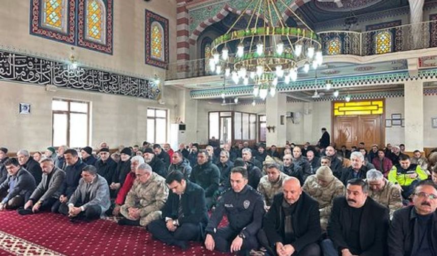 Çatak’ta çığda hayatını kaybedenler unutulmadı