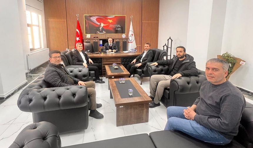 HÜDA PAR’dan Tuşba İlçe Milli Eğitim Müdürüne ziyaret