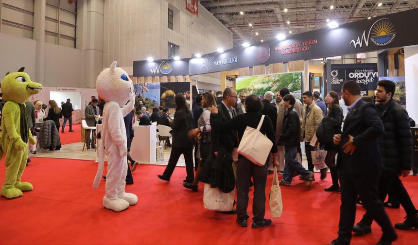 Van standı maskotlarıyla EMITT Fuarı'na damga vurdu