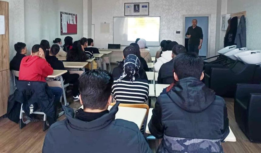 Van MESEM öğrencilerine iş sağlığı ve güvenliği eğitimi