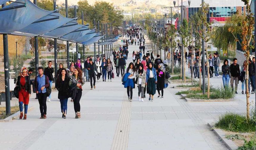 Van YYÜ’de 2025-2026 bahar yarıyılı çift anadal ve yandal yerleştirme sonuçları açıklandı