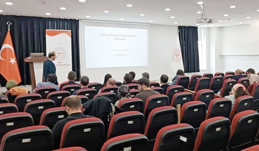 Van’da bebek ölüm nedenleri masaya yatırıldı