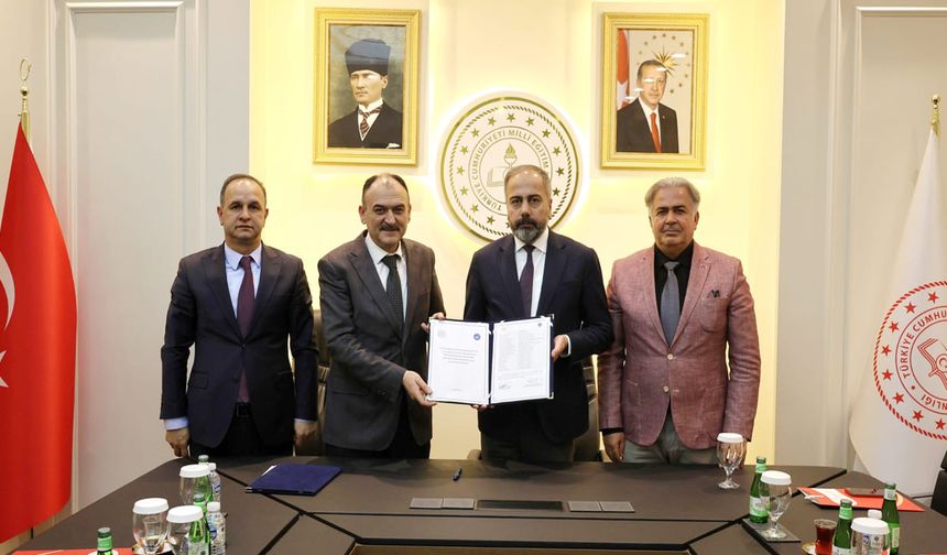 Van’da ‘Eğitime Destek Projeleri Protokolü’ imzalandı