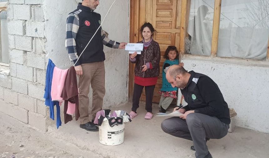 Erciş’te ihtiyaç sahiplerine nakdi yardım!