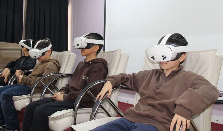 İDEV, yaptığı etkinliklerle öğrencilere Mescid-i Aksa bilinci veriyor