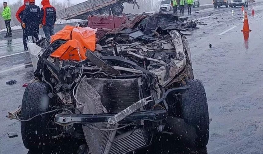 Van'daki feci kazada hayatını kaybedenlerin isimleri belli oldu