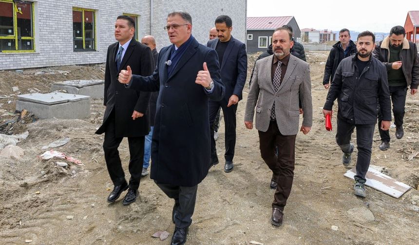 Vali Balcı, Sosyal Hizmet Kampüsünde incelemelerde bulundu