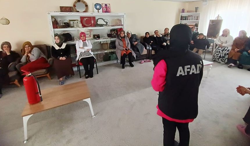 Van AFAD’dan Deprem Haftası’nda anlamlı eğitim ve tatbikat