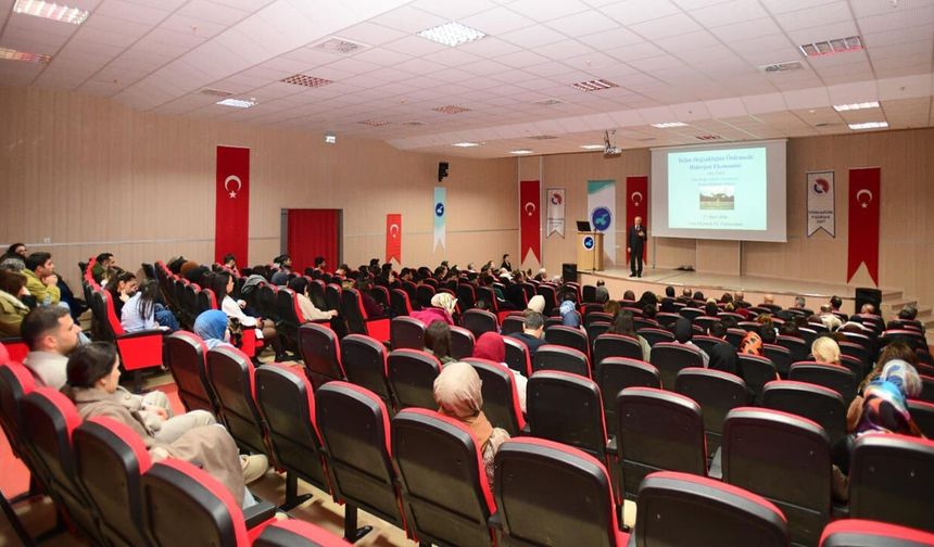Van YYÜ’de ‘iklim değişikliğini önlemede hidrojen ekonomisi’ konuşuldu