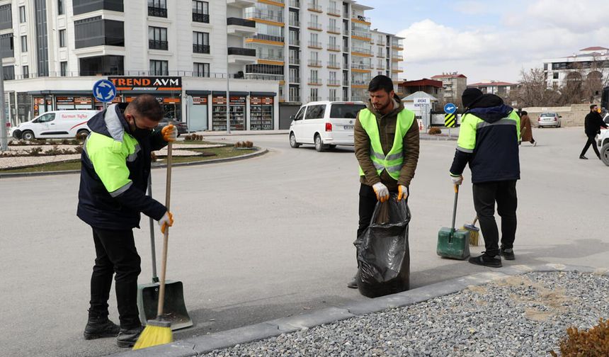 Van’da bahar temizliği çalışmaları başladı